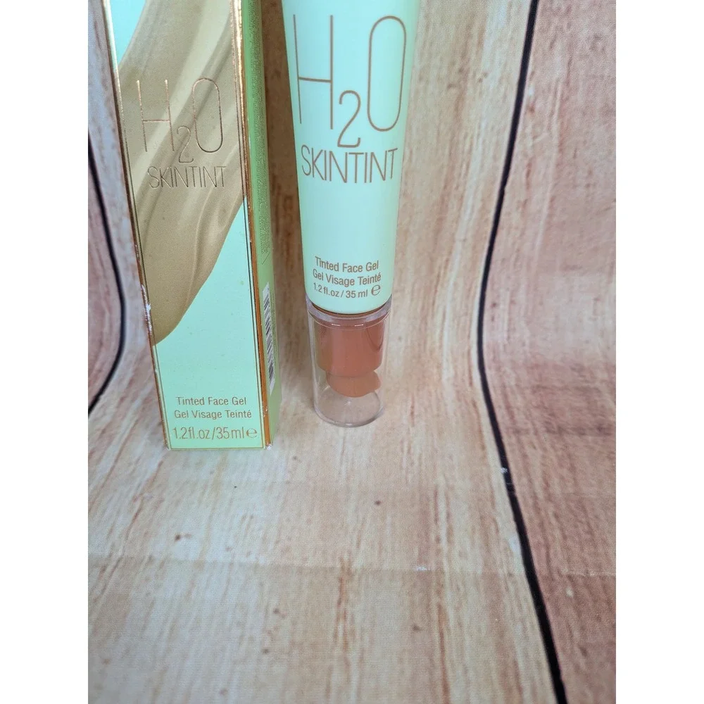 Pixi by Petra H2O Skintint Tinted Face Gel Mahogany 1.2 oz